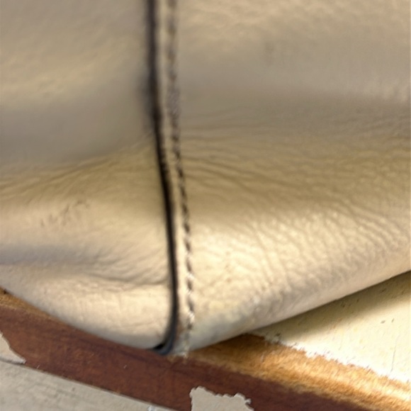 kate spade quinn villabella avenue tote bag in black/cream - Picture 7 of 13